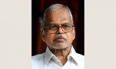 ആറ്റൂർ രവിവർമ്മ അന്തരിച്ചു. ന്യൂമോണിയ അസുഖത്തെ തുടർന്ന് ചികിത്സയിലായിരുന്നു.