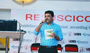 ഡോക്ടർ മാത്രമല്ല നല്ലൊരു ഗായകനും 