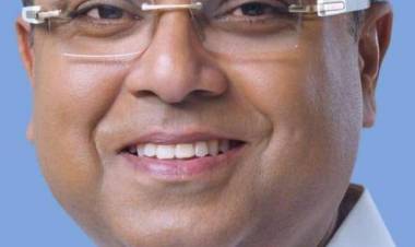 ആവേശം നിറച്ച് തുഷാര്‍