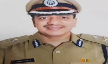 യോഗേഷ് ഗുപ്ത ഇ. ഡി  യിൽ നിന്ന് കേരളത്തിലേക്ക്