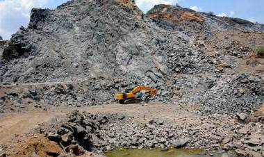 മലയറ്റൂർ- നീലീശ്വരം പഞ്ചായത്തിലെ വിവാദ ക്വാറിക്ക് തടസ്സങ്ങൾ നീങ്ങുന്നു