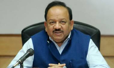 വൈ​റ​സി​ന്‍റെ ജ​നി​ത​ക​മാ​റ്റ​ത്തി​ല്‍ ആ​ശ​ങ്ക​വേ​ണ്ട, ജാ​ഗ്ര​ത​യു​ണ്ട്: കേ​ന്ദ്ര ആ​രോ​ഗ്യ​മ​ന്ത്രി