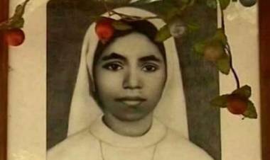 അഭയ വധക്കേസ്: പ്രതികള്‍ക്ക് ജീവപര്യന്തം തടവും അഞ്ച് ലക്ഷം രൂപ പിഴയും ശിക്ഷ വിധിച്ച്‌ സിബിഐ കോടതി