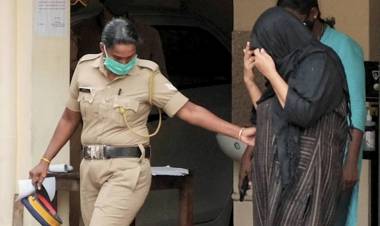 സ്വപ്നക്ക് വിദേശത്തെ കോളേജിൽ ജോലി തരപ്പെടുത്താൻ ശിവശങ്കർ ശ്രമിച്ചെന്ന് കസ്റ്റംസ്