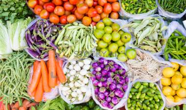 പച്ചക്കറികള്‍ക്ക് പ്രഖ്യാപിത വില കിട്ടുന്നില്ല; കര്‍ഷകര്‍ പ്രതിസന്ധിയില്‍