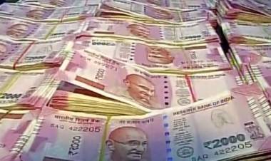 ഇടുക്കിയില്‍ കള്ളനോട്ട് വേട്ട; 3 ലക്ഷം രൂപയുടെ നോട്ടുകള്‍ പിടിച്ചെടുത്തു