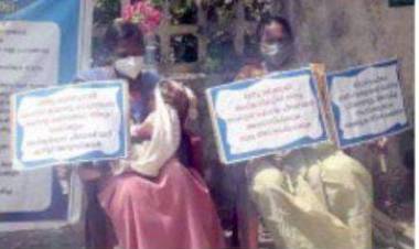 താമസിക്കാന്‍ ഇടമില്ല: ആയുര്‍വേദ കോളേജിന് മുന്നില്‍ കൈക്കുഞ്ഞുമായി നഴ്സിംഗ് ജീവനക്കാരിയുടെ സമരം 