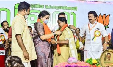 സിപിഐഎം നേതാവ് മിനര്വ്വ മോഹന് ബിജെപിയില്; പാര്ട്ടി വിട്ടത് മൂന്നുതവണ പഞ്ചായത്ത് പ്രസിഡന്റായിരുന്ന നേതാവ്