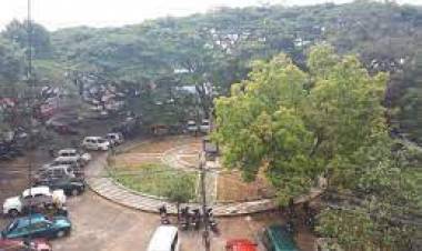 വിജിലൻസ് റെയ്ഡ് RT0ഓഫീസിലെ സ്ത്രീ ജീവനക്കാരെ വരെ ബന്ദികളാക്കി കൊണ്ട് .