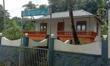 പുഴ കൈയ്യേറി റിസോർട്ടുകൾ പണിഞ്ഞിട്ടും, വനം വകുപ്പ് നോക്കുകുത്തിയായ് നിൽക്കുന്നു .