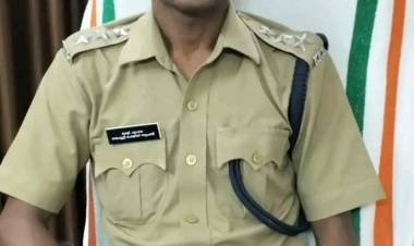 വിശിഷ്ട സേവനത്തിന്, മുഖ്യമന്ത്രിയുടെ പോലീസ് മെഡല്‍, ഡിവൈഎസ്പി എം.കെ.മുരളിക്ക്