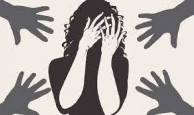 തൃശൂരില്‍ പ്ലസ് ടു വിദ്യാര്‍ത്ഥിനിയെ അച്ഛന്റെ സുഹൃത്തുക്കള്‍ ചേര്‍ന്ന് കൂട്ടബലാത്സംഗം ചെയ്തു