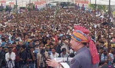 സമ്പൂര്‍ണ സംസ്ഥാന പദവി, ഭൂമിയുടെ അവകാശം, സ്വദേശി താമസത്തിനുള്ള തൊഴില്‍ എന്നിവ പുനഃസ്ഥാപിക്കുന്നതില്‍ ശ്രദ്ധ-ഗുലാംനബി ആസാദ്