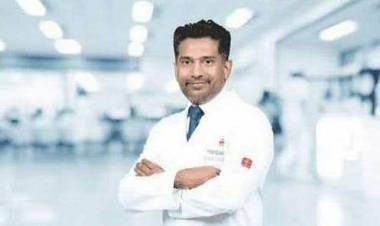 നഗരത്തിലെ കുപ്രസിദ്ധമായ ഗതാഗത കുരുക്കില്‍ കാര്‍ പെട്ടപ്പോള്‍ ശസ്ത്രക്രിയ നടത്താനായി ഡോക്ടര്‍ ഓടിയത് മൂന്ന് കിലോമീറ്റര്‍