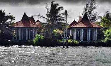 തീരദേശ പരിപാലന ചട്ടം ലംഘിച്ച് നിര്‍മിച്ച ആലപ്പുഴയിലെ കാപ്പിക്കോ റിസോര്‍ട്ട് പൊളിക്കന്‍ തുടങ്ങി