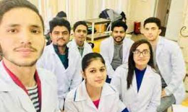 യുക്രൈനില്‍ പഠിച്ച മെഡിക്കല്‍ വിദ്യാര്‍ത്ഥികളുടെ തുടര്‍ പഠനം ആശങ്കയില്‍