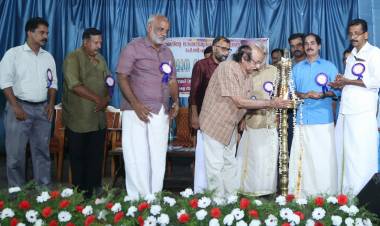 ഭാഷാധ്യാപനം ജീവൽ പ്രധാനമായ കർമ്മം, കവി: സച്ചിദാനന്ദൻ