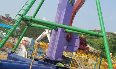 ഹൈക്കോടതി നിർദ്ദേശങ്ങൾക്ക് പുല്ലുവില കല്പിച്ച് ഉദ്യോഗസ്ഥർ, ശിവരാത്രി മണപ്പുറത്തെ അമ്യൂസ് മെൻ്റ് പാർക്കിന് ചട്ടം ലംഘിച്ച് അനുമതി നൽകാൻ നീക്കം, മണപ്പുറം ദുരന്തങ്ങൾക്ക് സാക്ഷിയാകുമോ?, ?