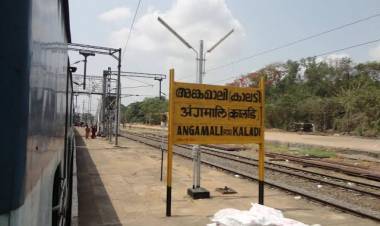 റോഡില്ലാതെ ബഹുനില കെട്ടിടം പണിയാൻ അനുമതി നൽകി അങ്കമാലി മുനിസിപ്പാലിറ്റി?