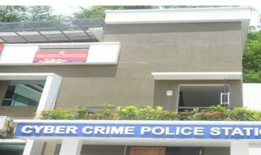 LJP വനിതാ നേതാവിൻ്റെ കേസിൽ അട്ടിമറിശ്രമം, വാർത്ത ചെയ്ത ലേഖകനെതിരെ സൈബർ പോലീസിൻ്റെ പേരിൽ ഭീഷണി