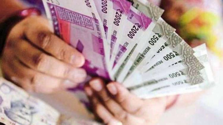 ഓണ്‍ലൈന്‍ തട്ടിപ്പുകള്‍ക്ക് പുറമെ സംസ്ഥാനത്ത് നിക്ഷേപത്തട്ടിപ്പും; പ്രവാസികള്‍ ഉള്‍പ്പെടെയുള്ളവരില്‍ നിന്ന് തട്ടിയെടുത്തത് 1500 കോടിയോളം രൂപ