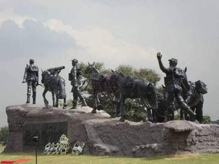 പെടോംഗി എന്ന രാജ്യസ്നേഹി