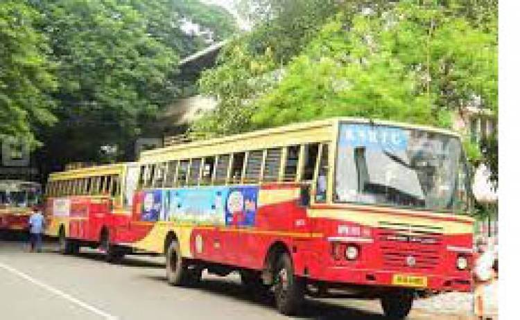 KSRTC  യെ ഗട്ടറിൽ നിന്നും ആര് കര കയറ്റും :അഡ്വ.ഗണേഷ് പറമ്പത്ത്  നാഷണൽ ചെയർമാൻ  സെൻട്രൽ ഹ്യൂമൻ റൈറ്റ്സ് ഫോറം