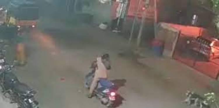 എന്‍ഐഎ റെയ്ഡ്; തമിഴ്നാട്ടില്‍ ആര്‍എസ്എസ് നേതാവിന്റെ വീടിന് നേരെ പെട്രോള്‍ ബോംബെറിഞ്ഞു