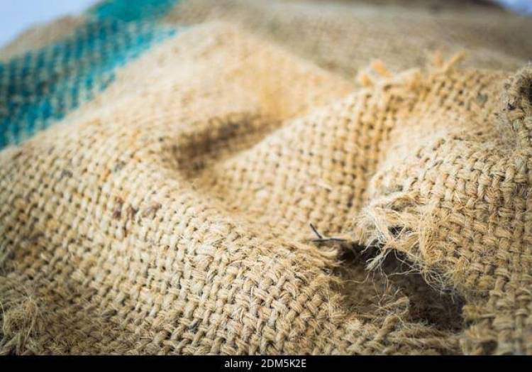 ചാക്കിൻ്റെ പേരിൽ കോടികൾ ചാക്കിലാക്കുന്ന ഉദ്യോഗസ്ഥരും കരാറുകാരും, സിവിൽ സപ്ലെസ് കോർപ്പറേഷൻ കോടികൾ തട്ടിപ്പ് നടത്താൻ മാത്രമോ?